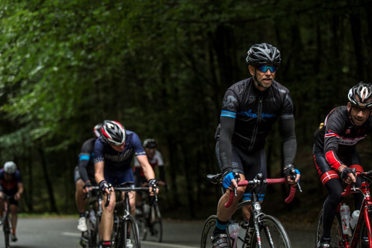 Udstyrsguide: Hvad har du egentlig brug for til FTP- og VO₂max-træning?